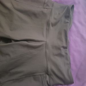 Women's yoga Bermuda shorts